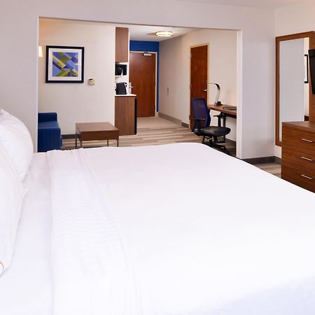 Holiday Inn Express Hotel & Suites Urbana-Champaign-U Of I Area By Ihg Екстер'єр фото