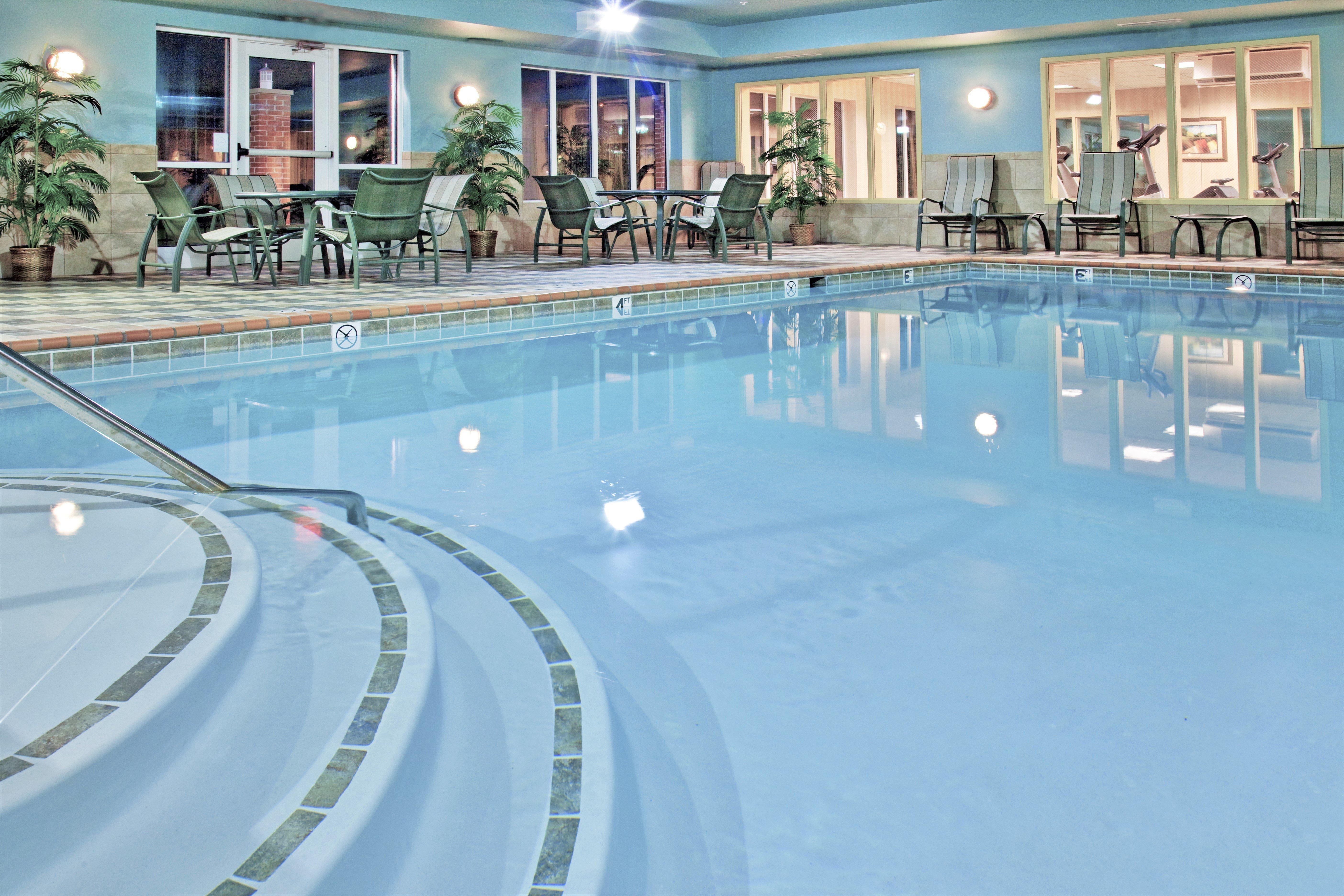 Holiday Inn Express Hotel & Suites Urbana-Champaign-U Of I Area By Ihg Екстер'єр фото