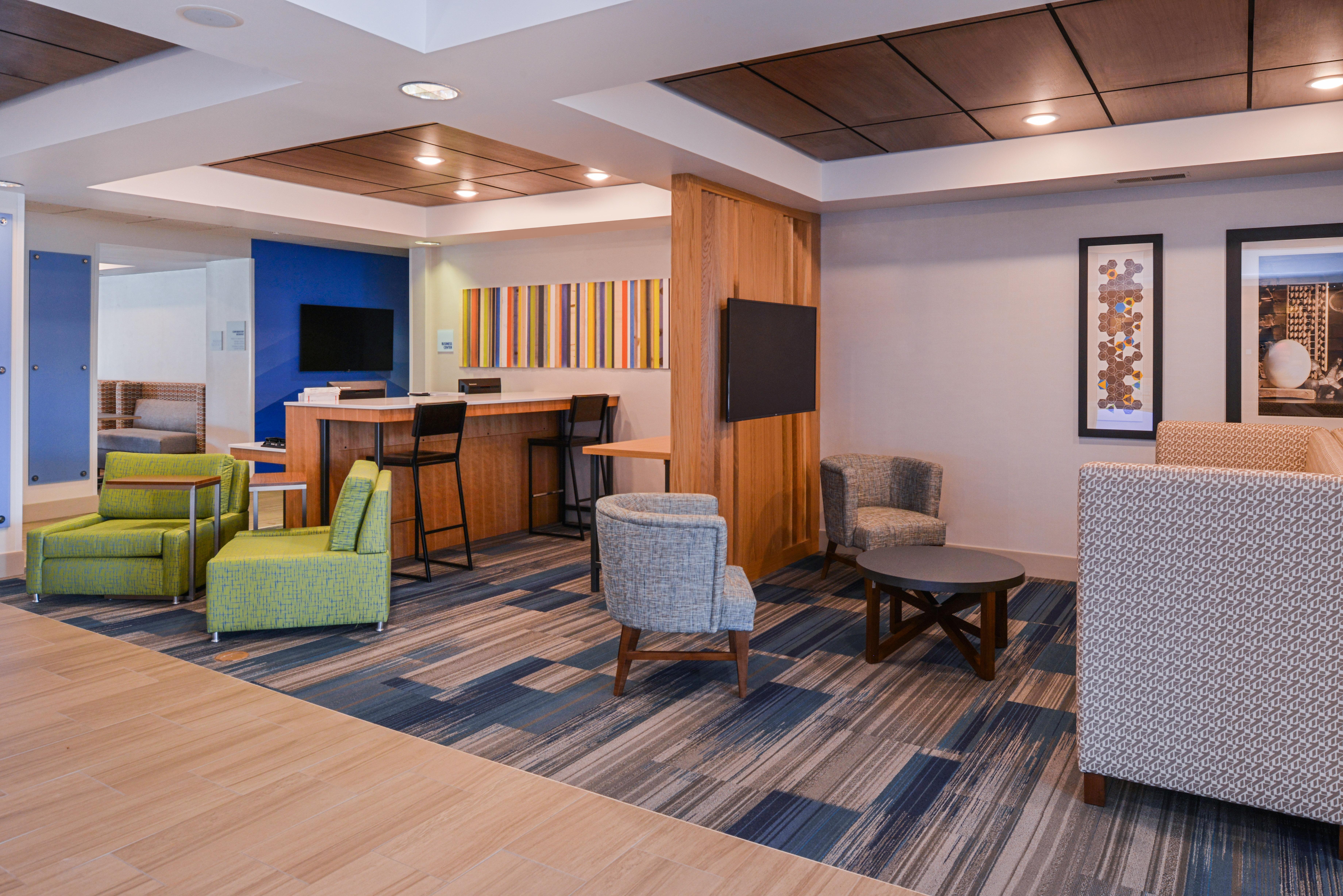 Holiday Inn Express Hotel & Suites Urbana-Champaign-U Of I Area By Ihg Екстер'єр фото