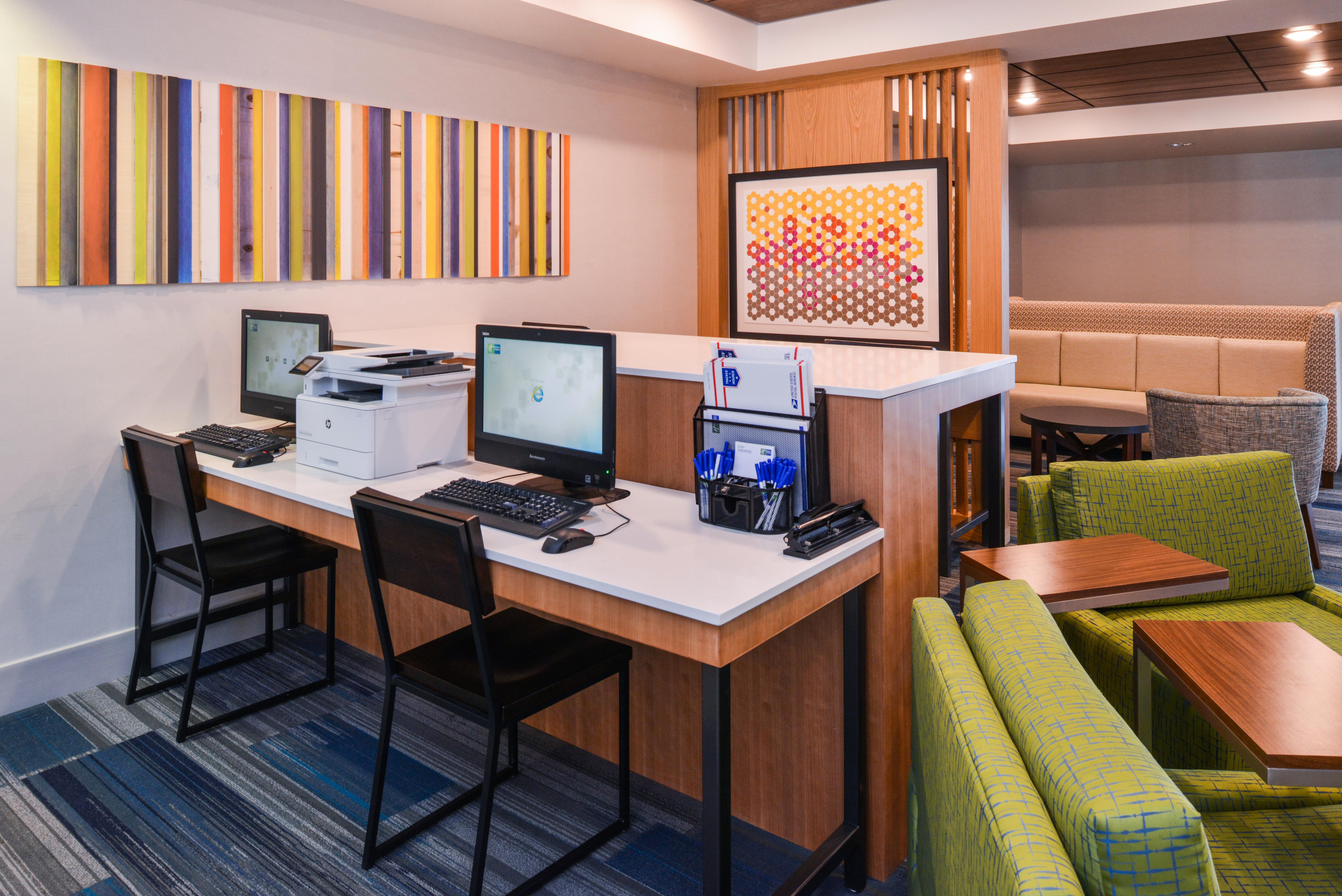 Holiday Inn Express Hotel & Suites Urbana-Champaign-U Of I Area By Ihg Екстер'єр фото